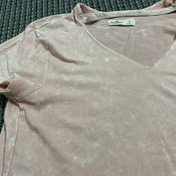 Basic Light Pink Hollister Shirt - Picture 6 of 8